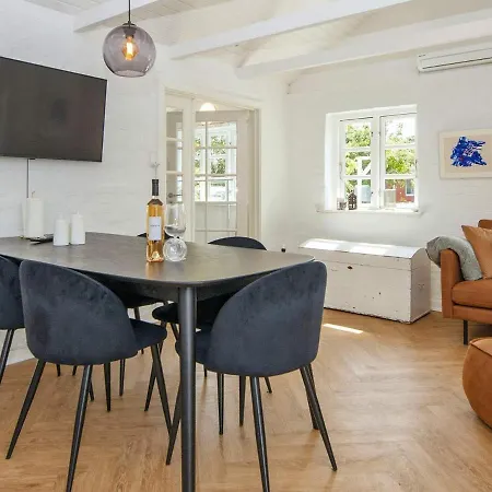 Xliii Holiday home *